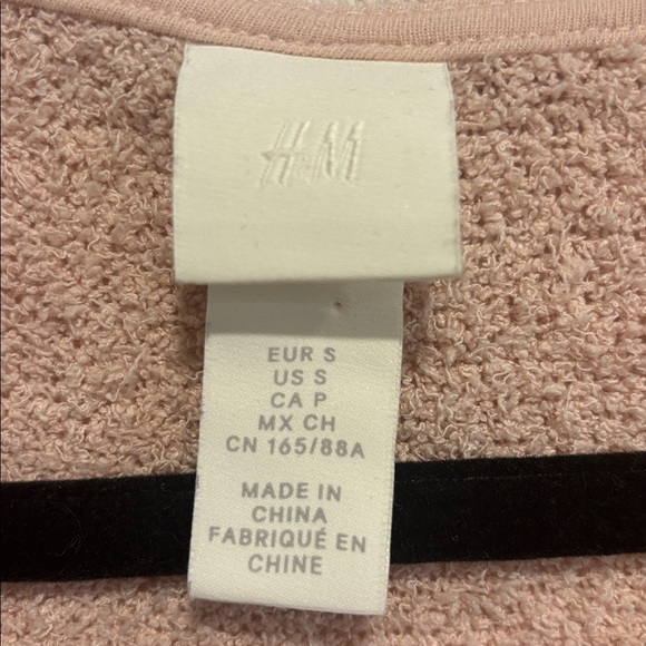 H&M Soft Pink Textured Sweater - Picture 2 of 5